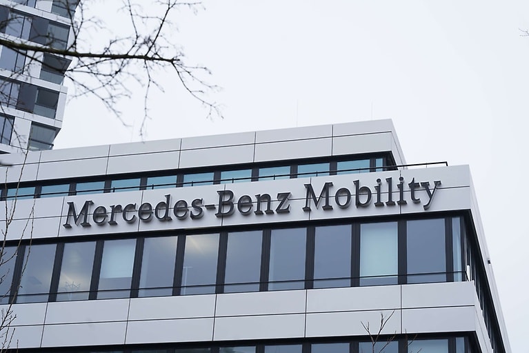 peter-zieringer-at-mercedes-benz-mobility-mercedes-benz-mobility-ag