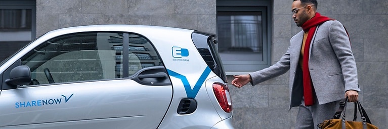 BMW Group and Mercedes-Benz Mobility intend to sell their car-sharing joint venture SHARE NOW to Stellantis